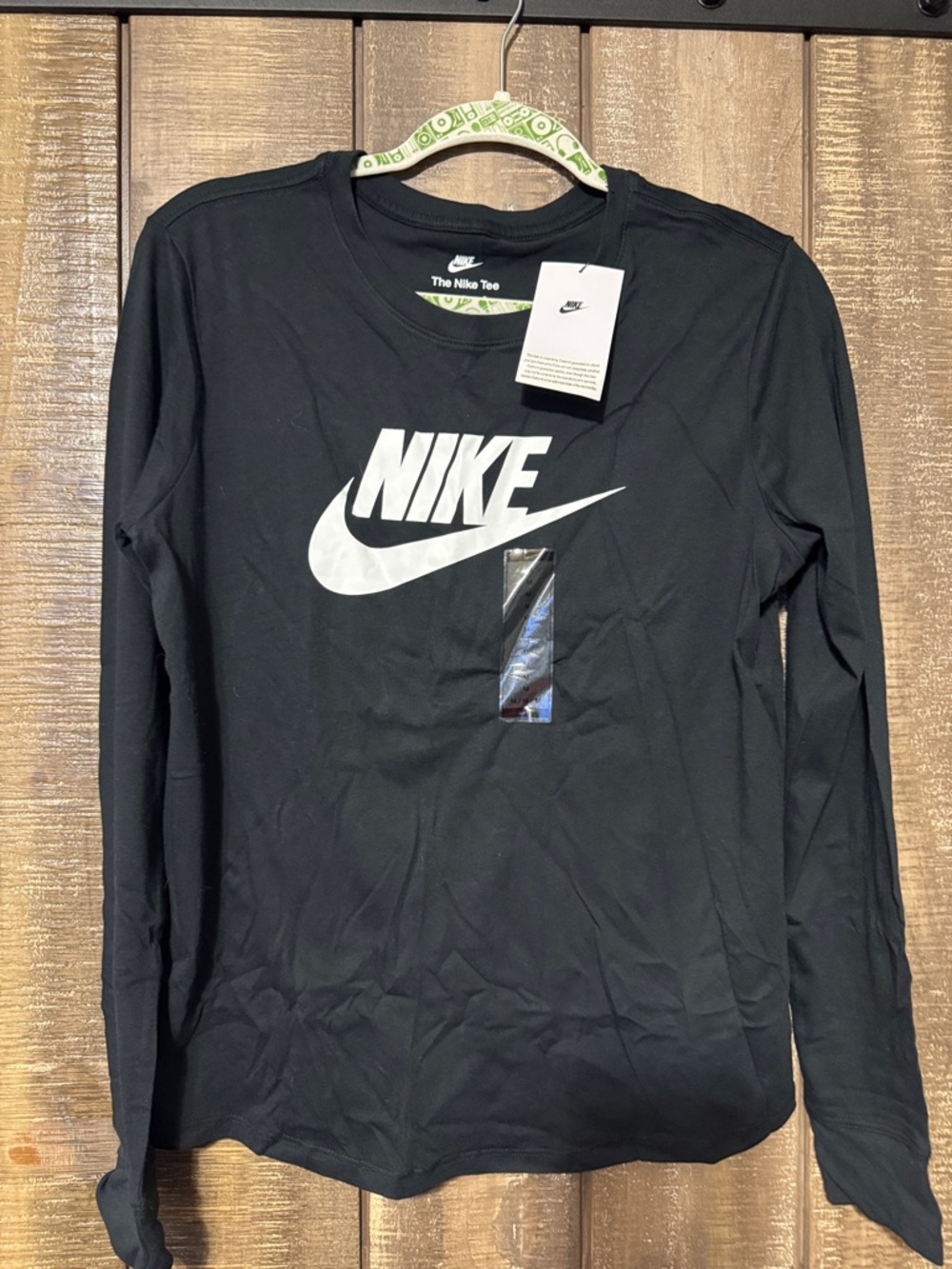 Nike long sleeve black shirt